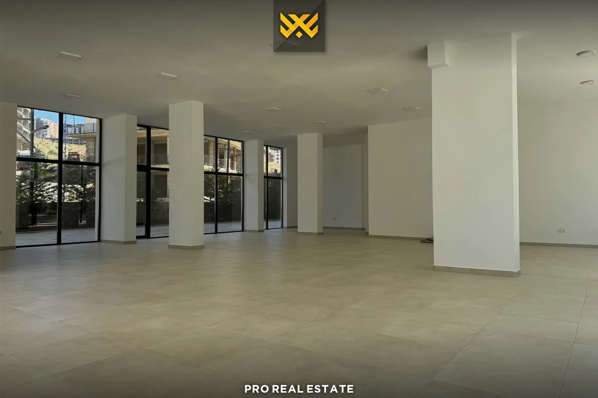 Lokal 152m² me #QIRA te Prishtina e Re.