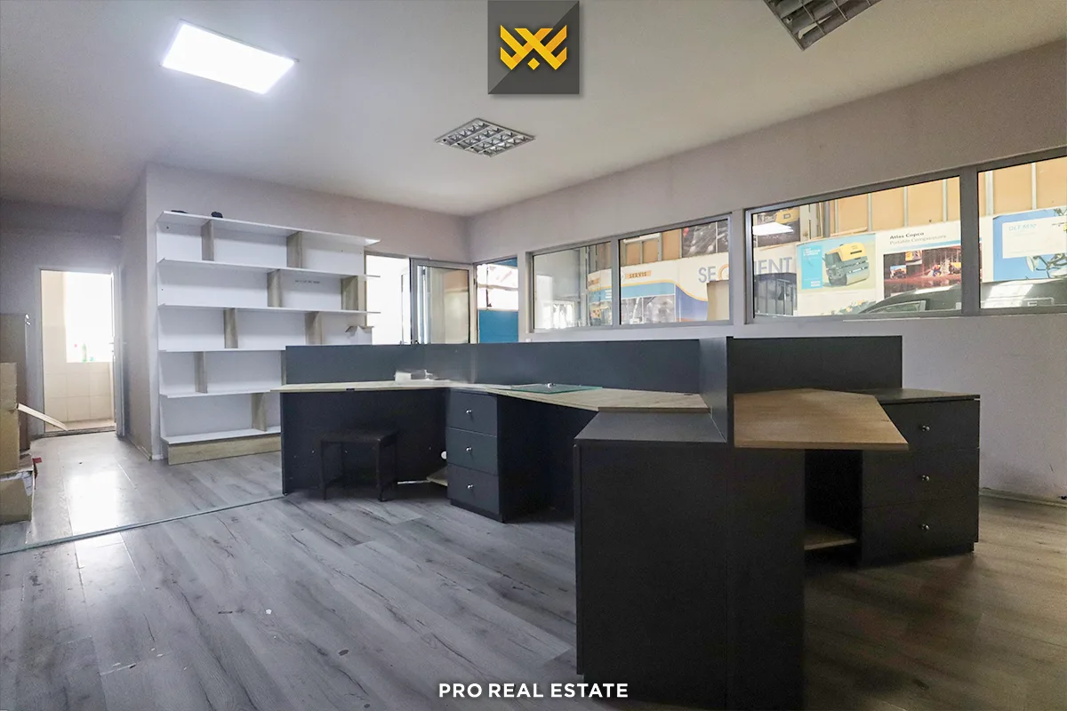 Depo 360m² me #QIRA në Veternik