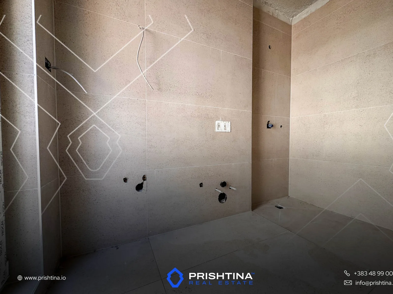 Banese në #shitje 92m² te Rruga C 🏠✨