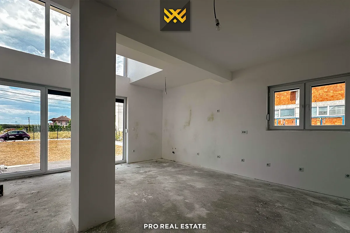 Shtëpi 333m² për #SHITJE në Çagllavicë