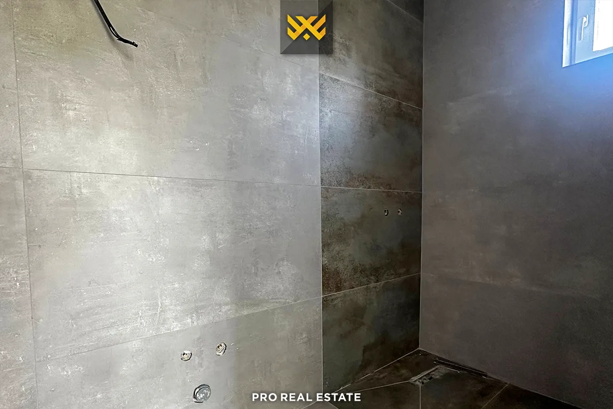 Shtëpi 333m² për #SHITJE në Çagllavicë