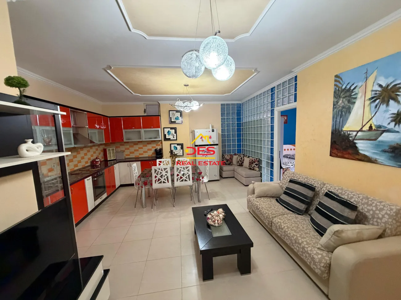 Shitet apartament 2+1 në orikum, vlore.
