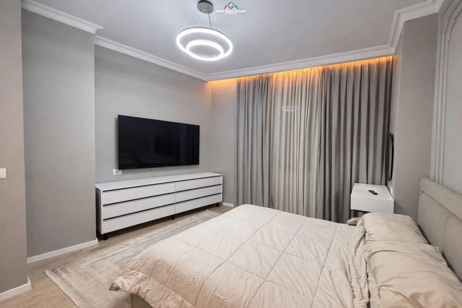 Apartament Me Qera 2+1+2 tek Rruga e Barrikadave (ID B2201600) Tirane