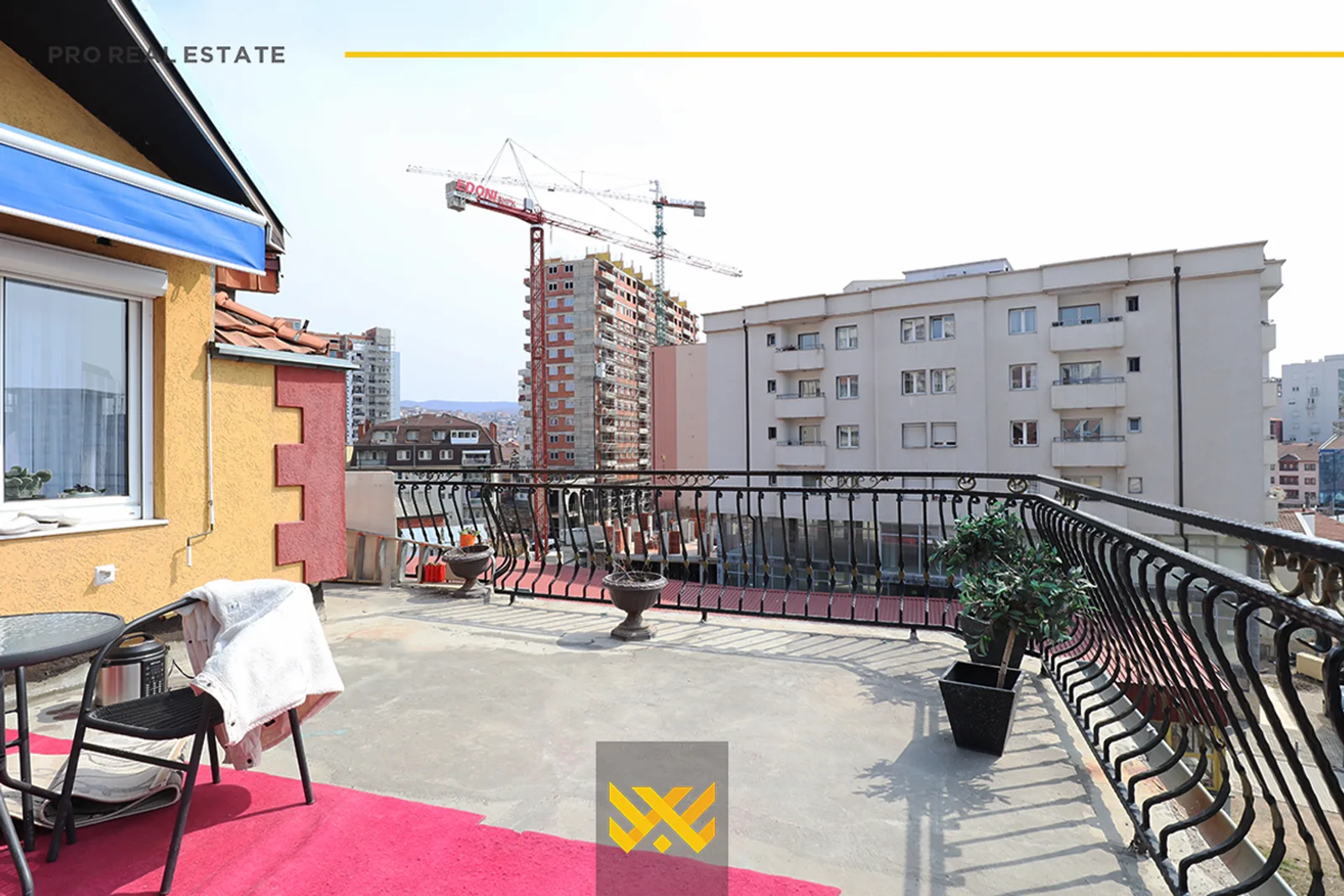 Shtëpi 800m² me #QIRA në Dragodan.