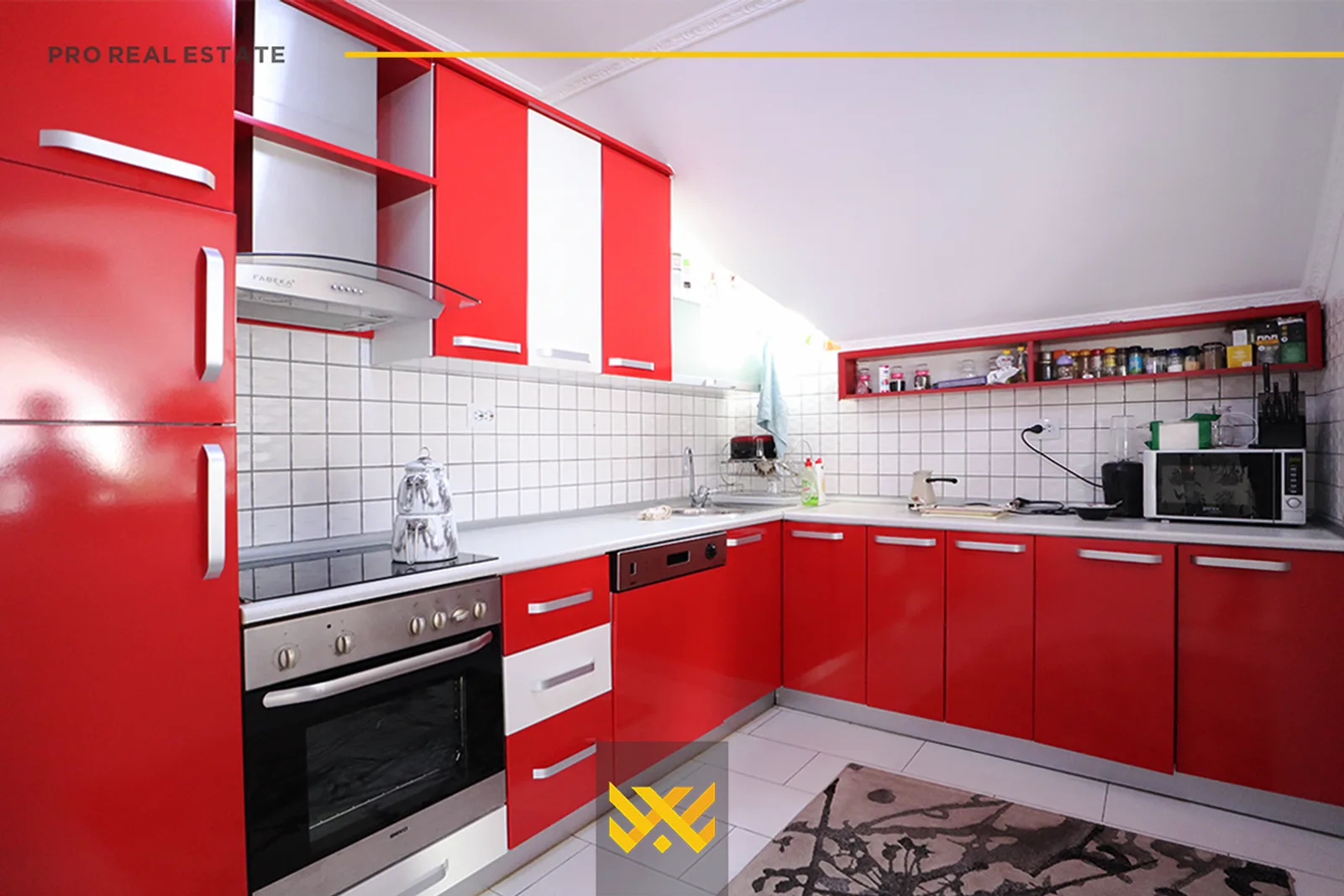 Shtëpi 800m² me #QIRA në Dragodan.