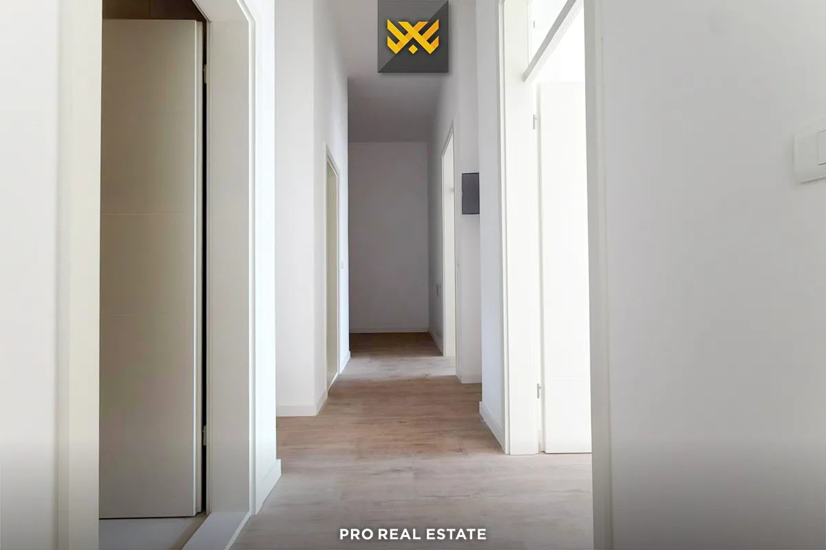 Banesë / Zyrë 105m² me #QIRA në Lagjen Kodrina