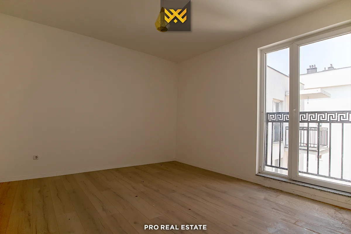 Banesë Pentohuse / Zyrë 130m² + 80m² me #QIRA në Lagjen e Muhaxherëve.