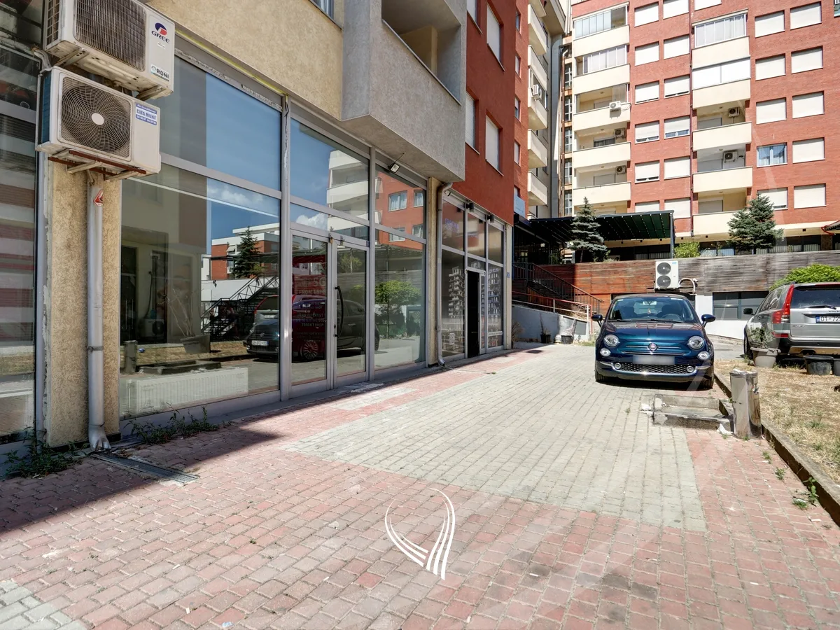 Lokal 55m2 me qira në lagjen Arbëria – Dragodan
