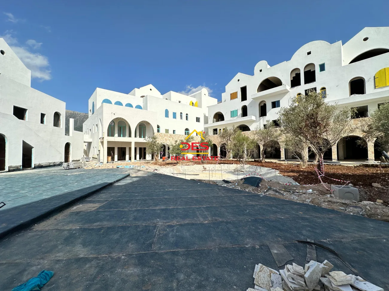 Shitet apartament 1+1 rresht i pare nga deti ne rezidencen “santorini” 🌊🌅