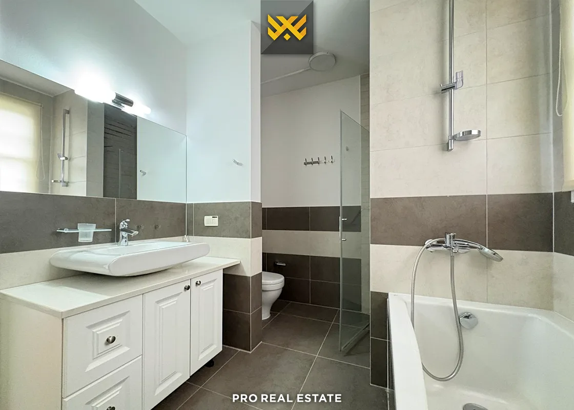 Shtëpi 264m² me #QIRA në Lagjen Fshati Ndërkombëtar