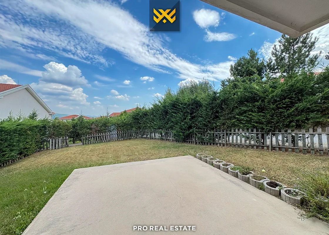 Shtëpi 264m² me #QIRA në Lagjen Fshati Ndërkombëtar