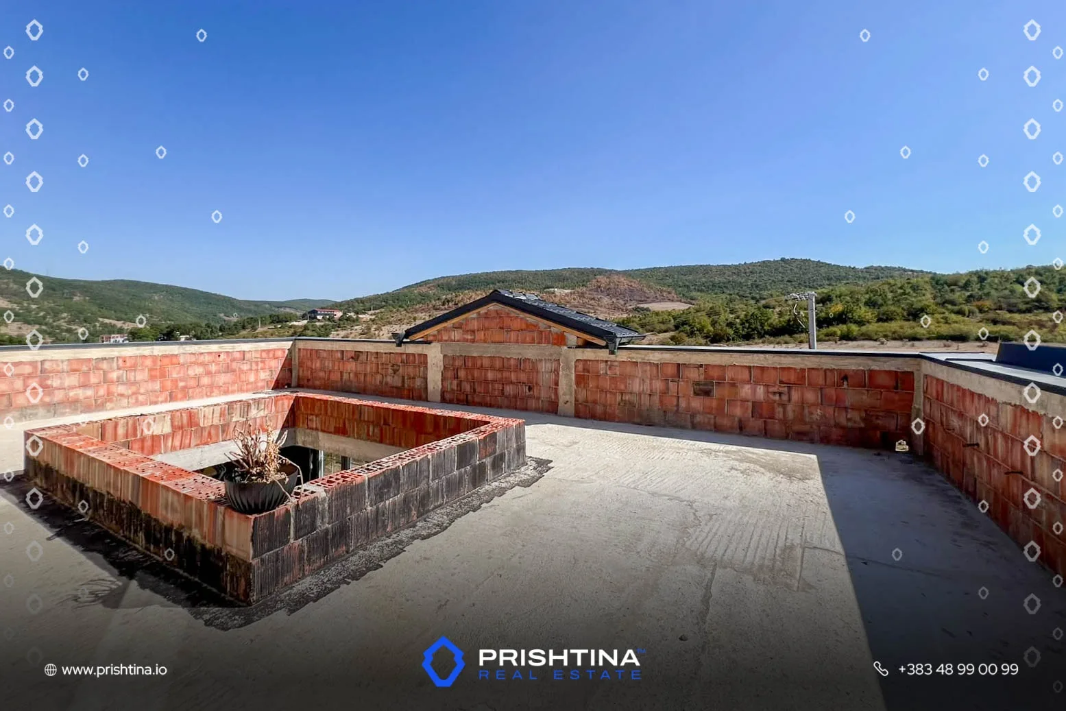 Shtëpi në shitje 500m² + 2 ari oborr në Bërnicë të Epërme