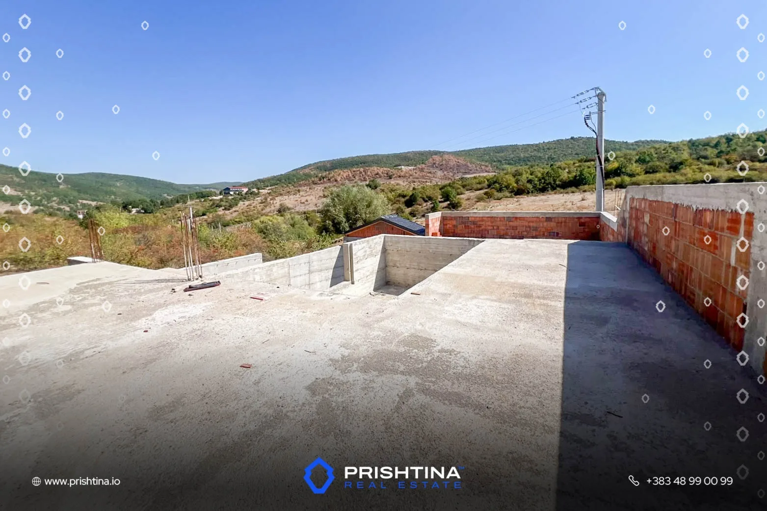 Shtëpi në shitje 500m² + 2 ari oborr në Bërnicë të Epërme