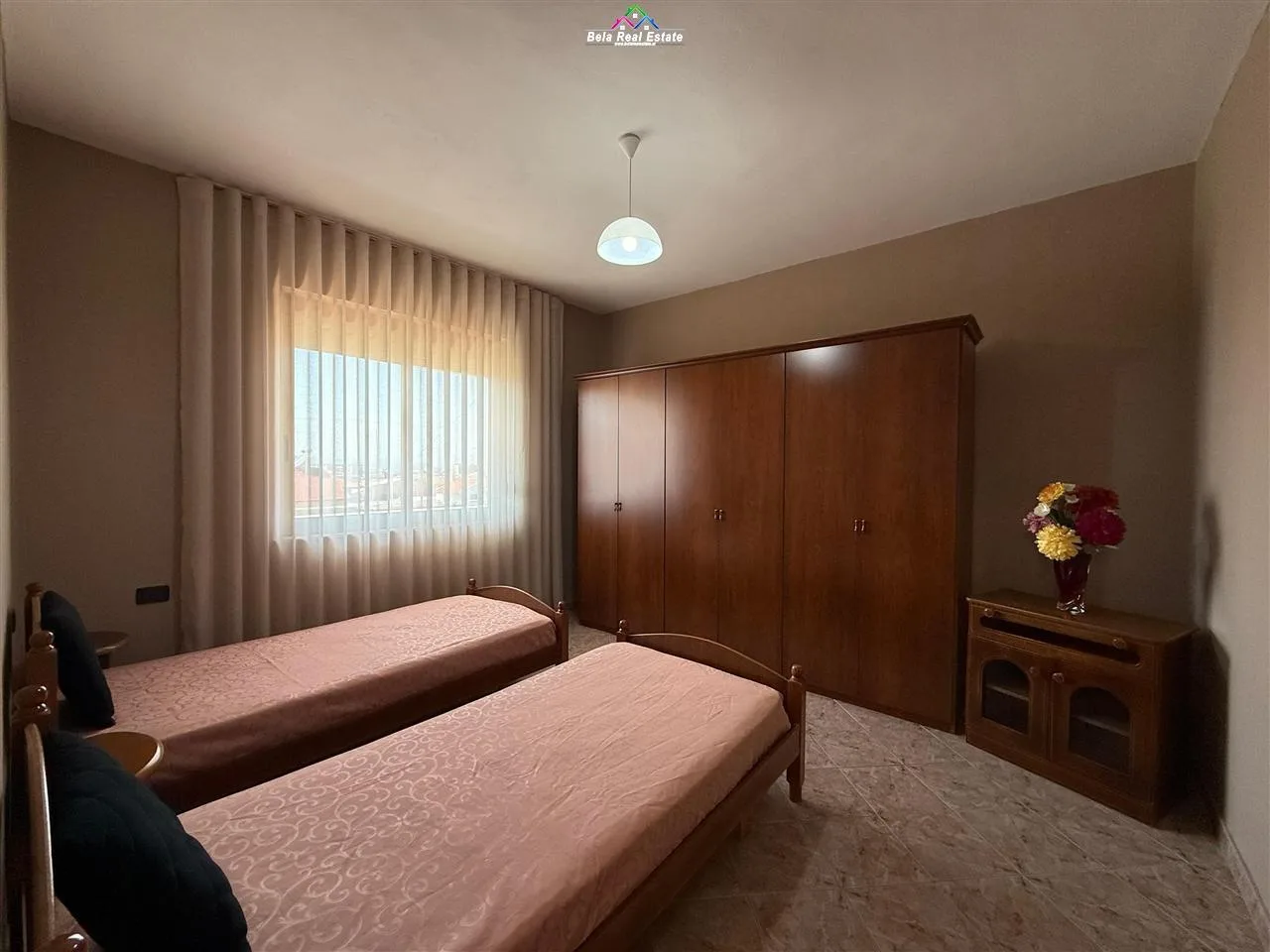 Vile Me Qera 2+1 Tek Kodra e Priftit ( ID BV215) Tirane
