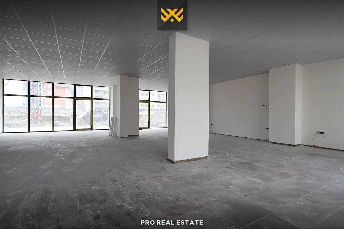 Lokal 192m² për #SHITJE në Fushë Kosovë.