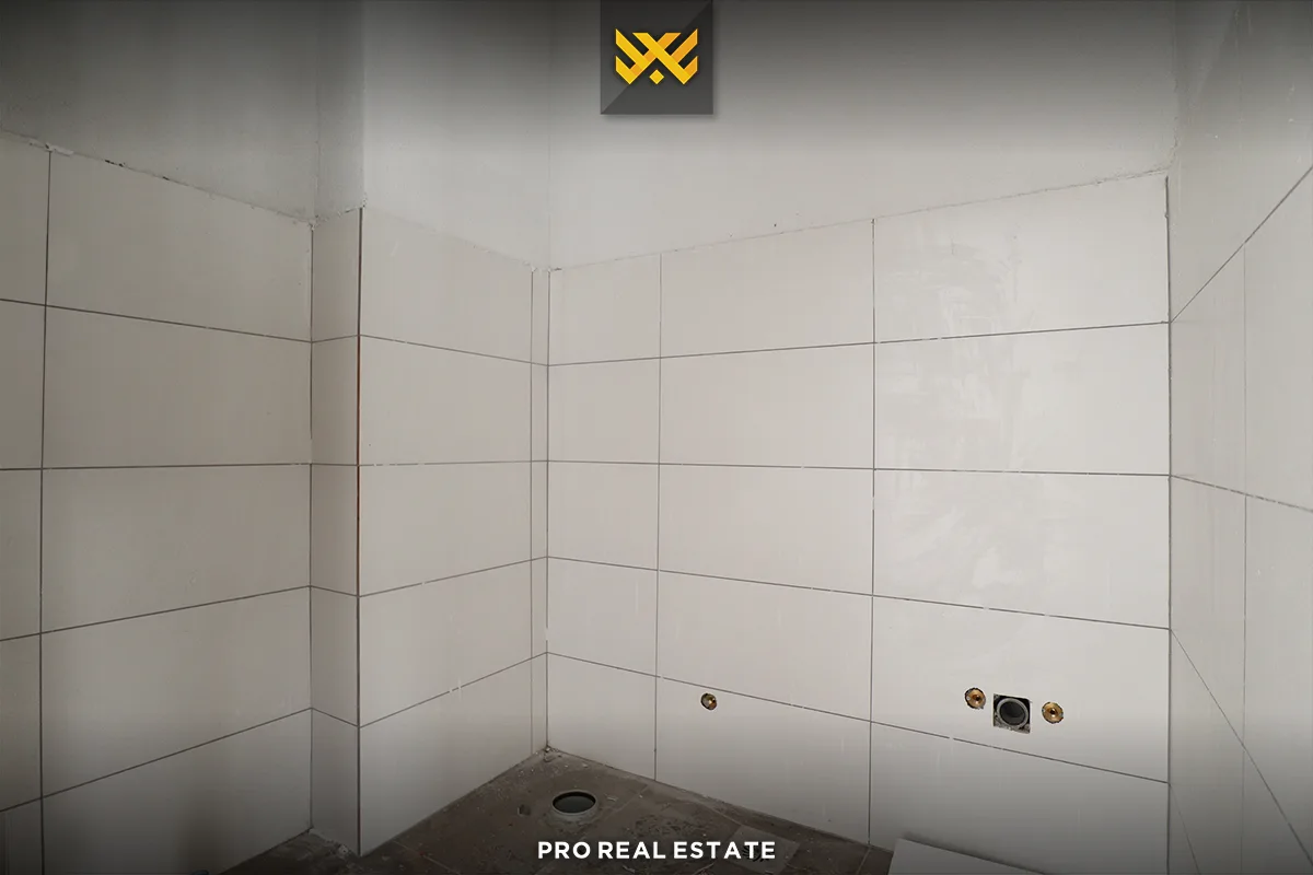 Lokal 192m² për #SHITJE në Fushë Kosovë.