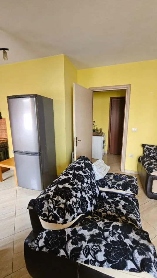 Apartament me Qera 2+1 Tek Stacioni i Trenit (ID B2201453) Tirane