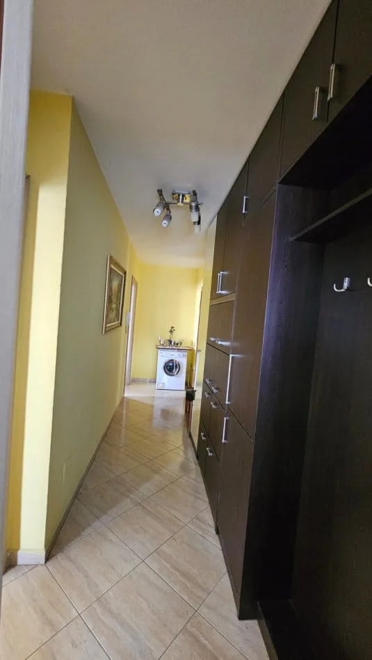 Apartament me Qera 2+1 Tek Stacioni i Trenit (ID B2201453) Tirane