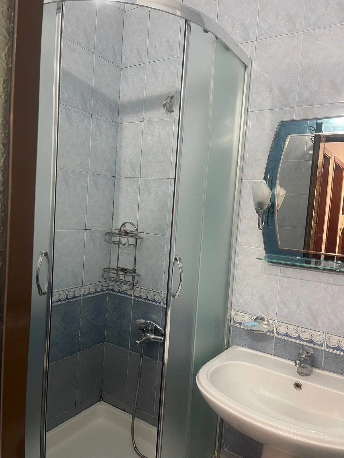 Apartament Me Qera 2+1 Tek Myslym Shyri (ID B220547) Tirane.