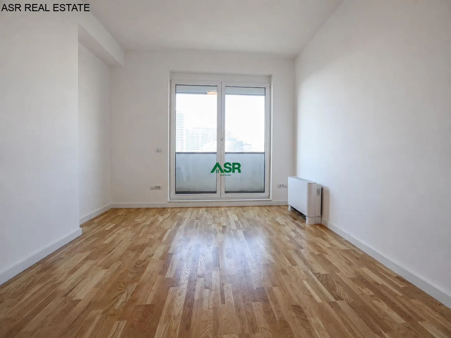 Ofrohet banesë me qira me sipërfaqe 130 m², në Pejton