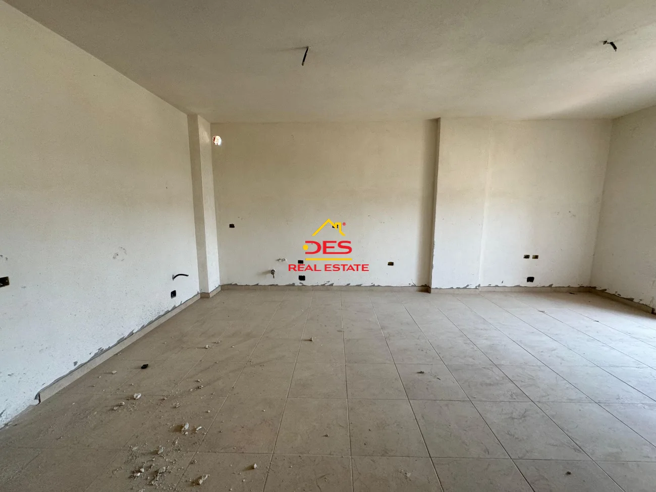 Shitet apartament 1+1 pranë karburant bolv-oil,vlorë.