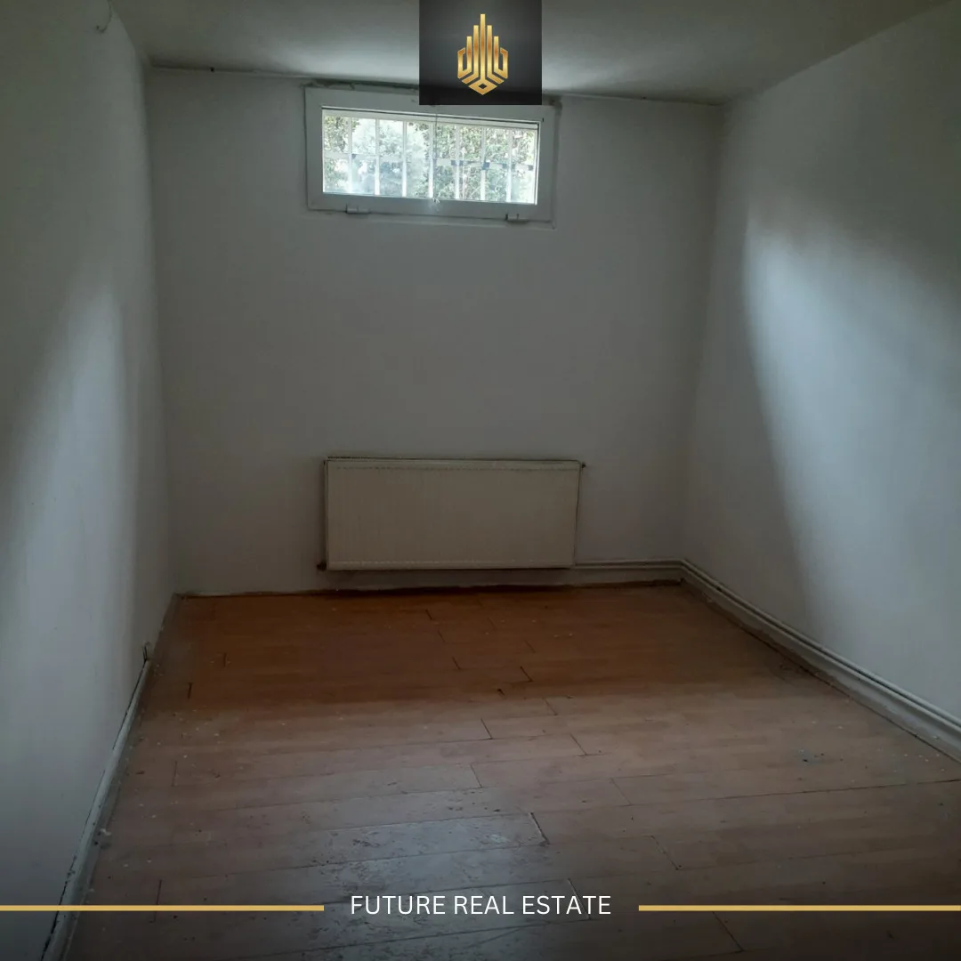 Lokal me QERA/100m²