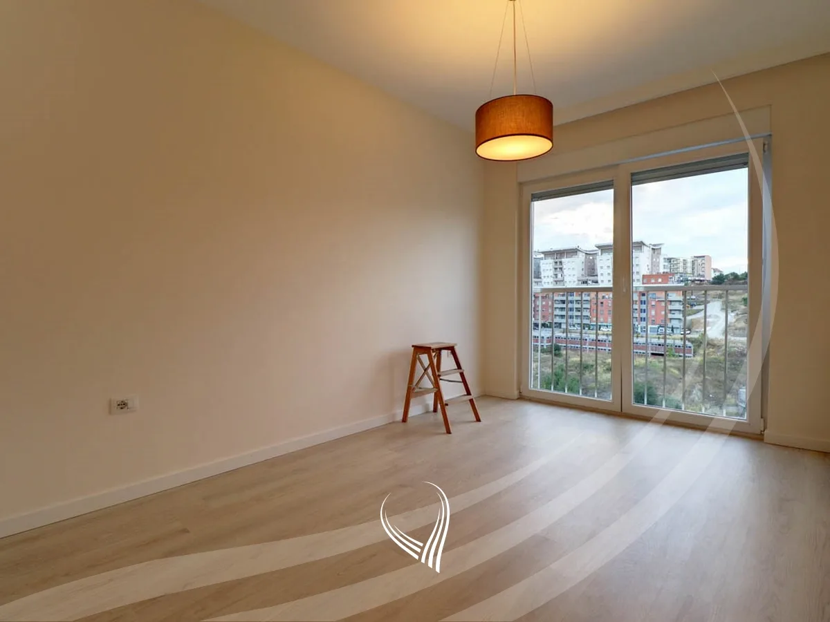 Banesë me 2 dhoma gjumi me qira në lagjen Lakrishtë - Prime Residence 1