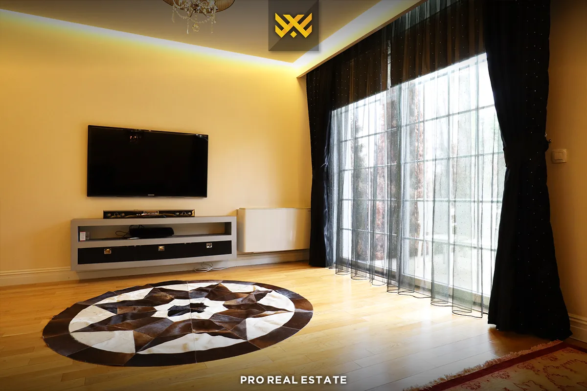 Shtëpi 266m² me #QIRA në Fshatin Ndërkombëtar.