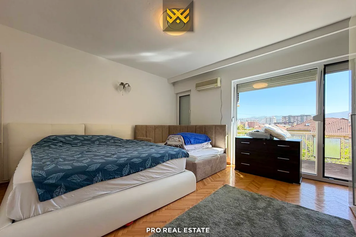 Shtëpi / Zyrë 350m² me #QIRA në Dragodan