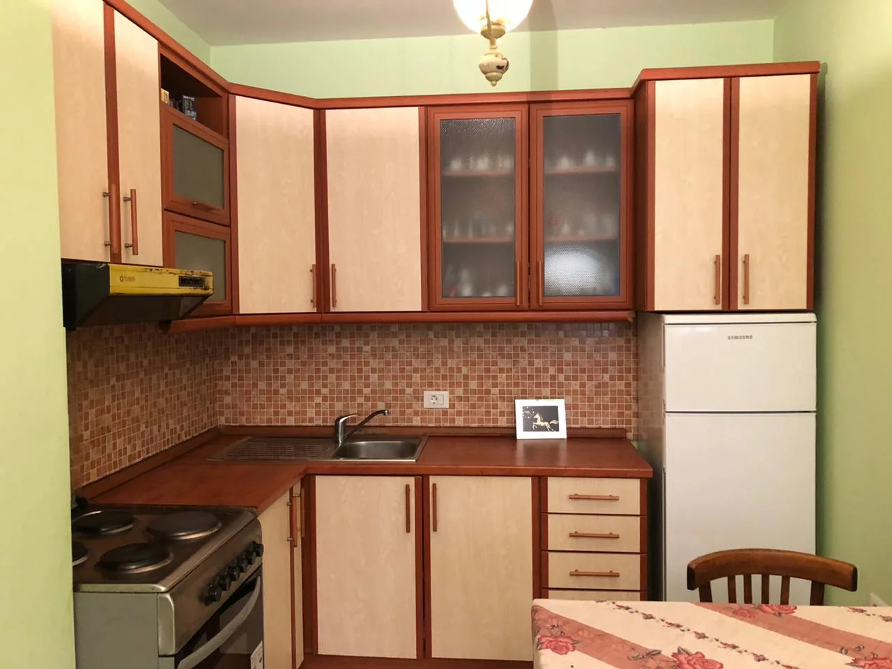 Shitet apartament 1+1 tek myslym shyri, tiranë