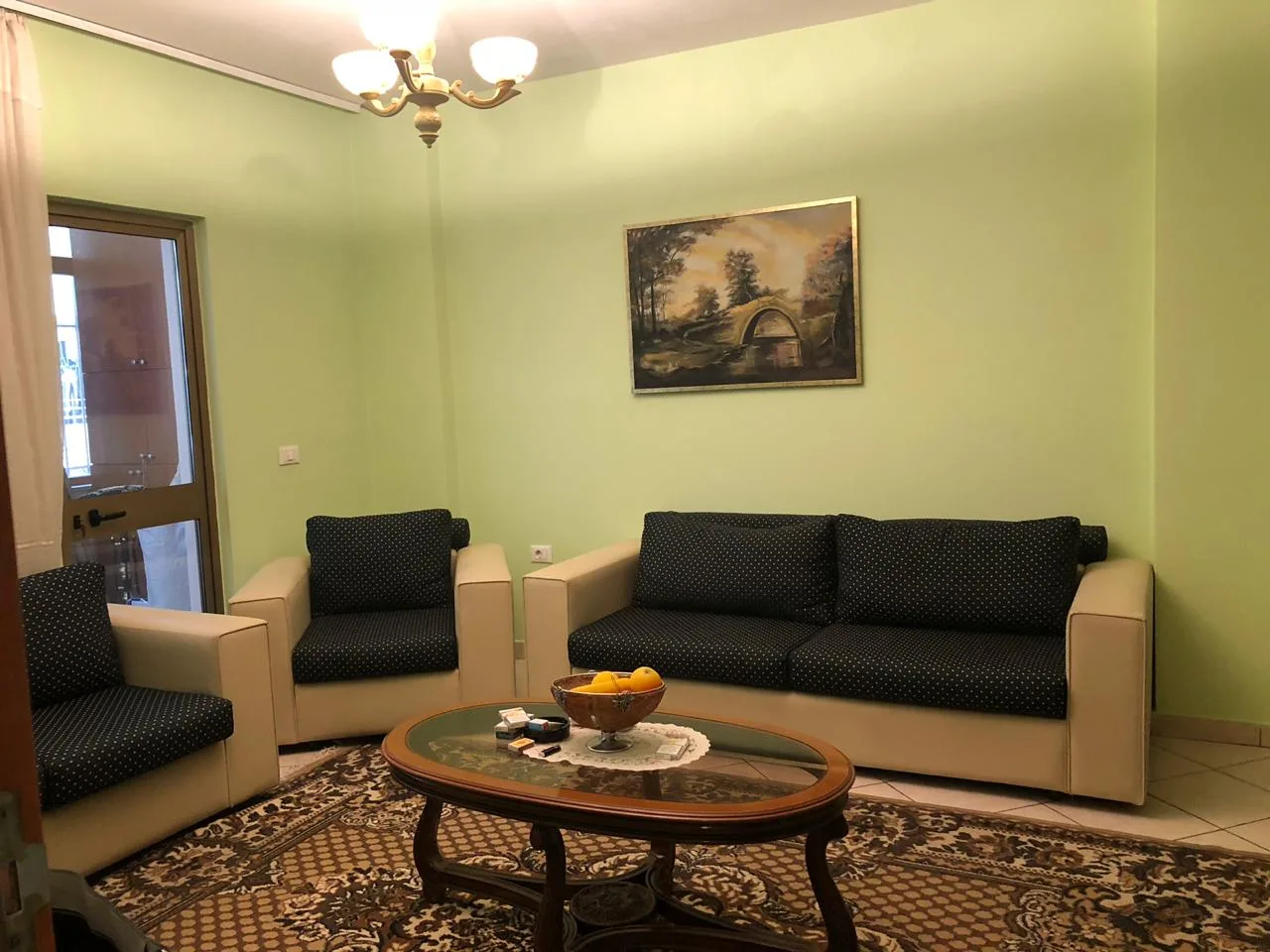 Shitet apartament 1+1 tek myslym shyri, tiranë