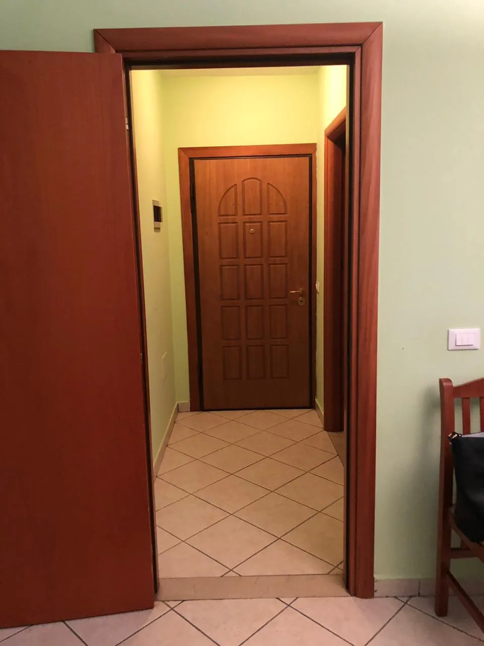 Shitet apartament 1+1 tek myslym shyri, tiranë