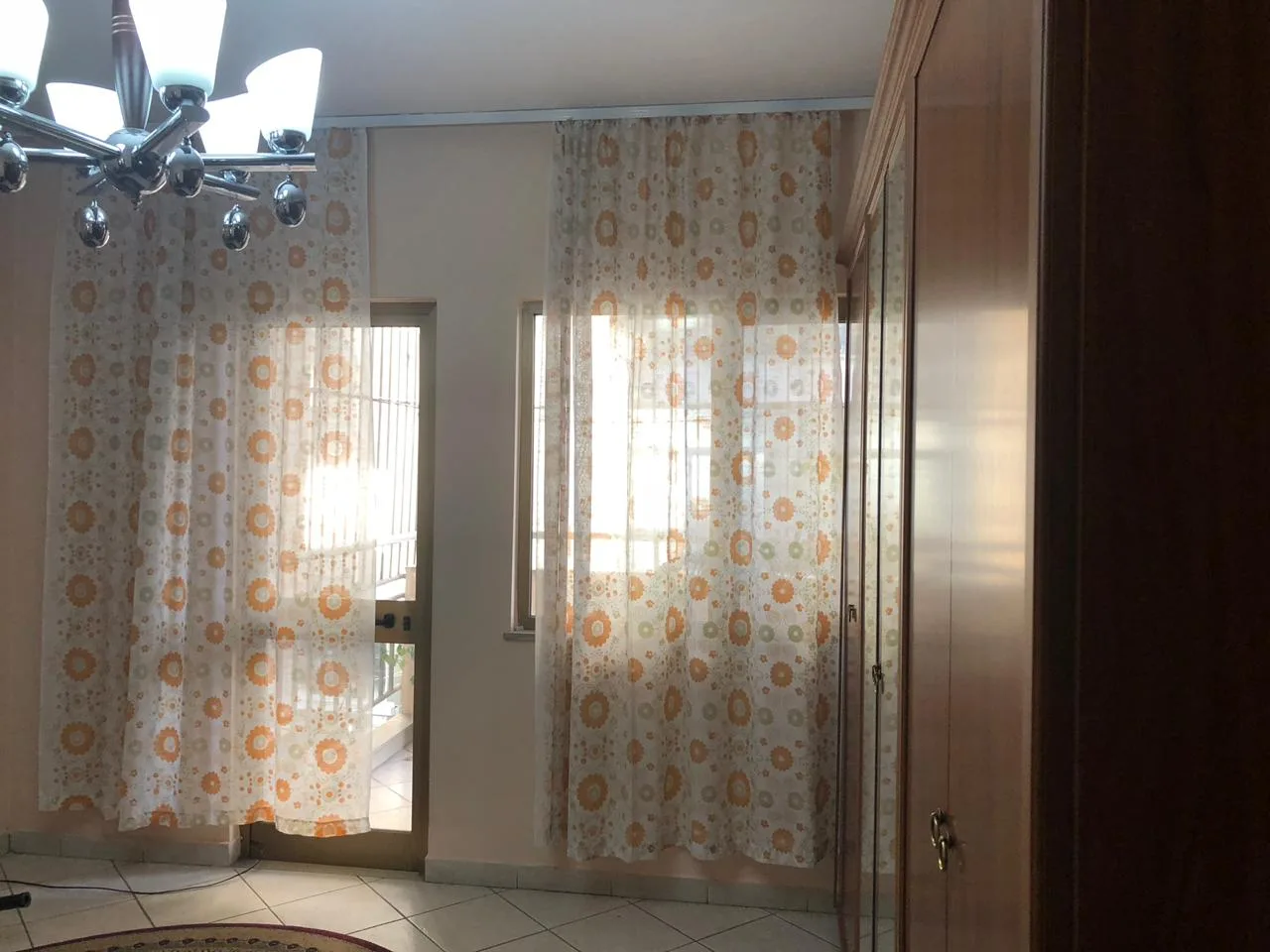 Shitet apartament 1+1 tek myslym shyri, tiranë