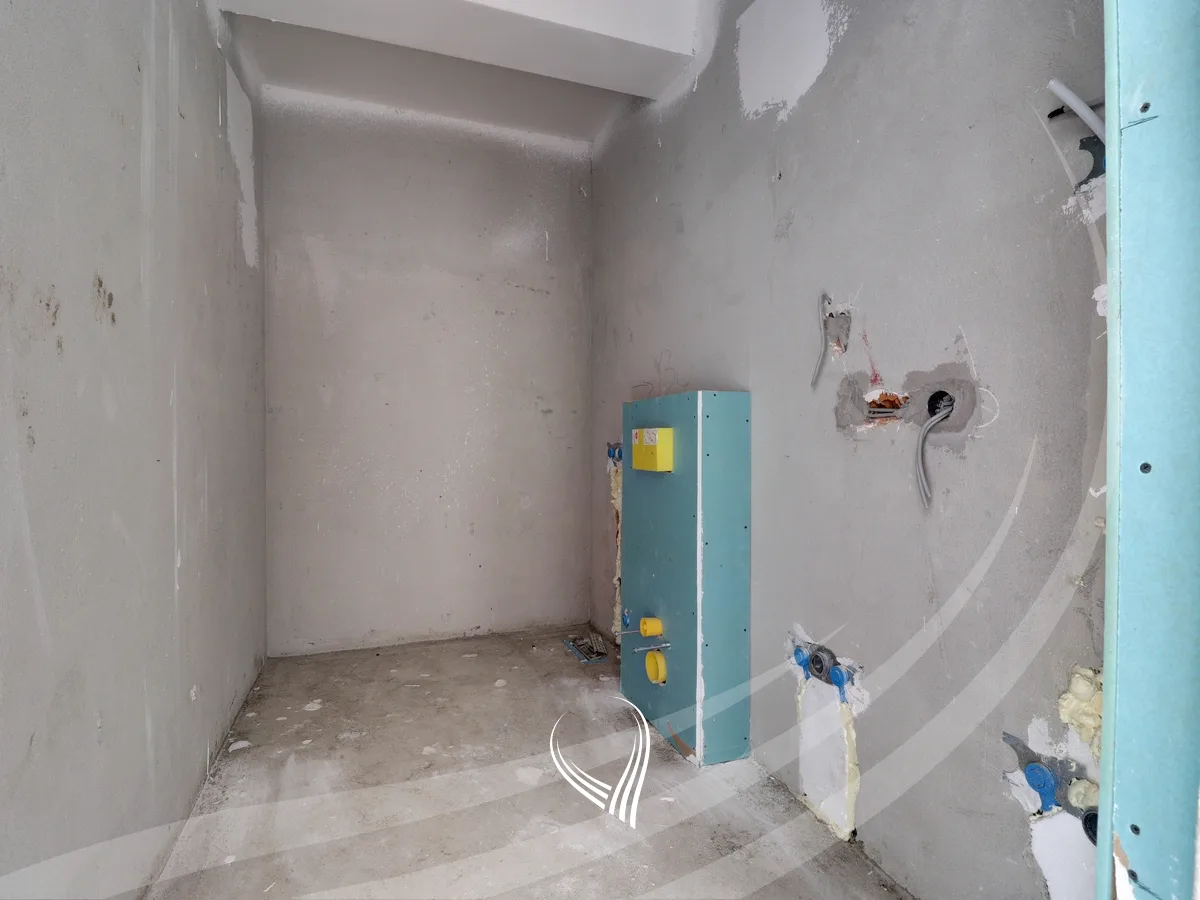 Banesë me 3 dhoma gjumi në shitje në lagjen Prishtina e re – Ariani Company