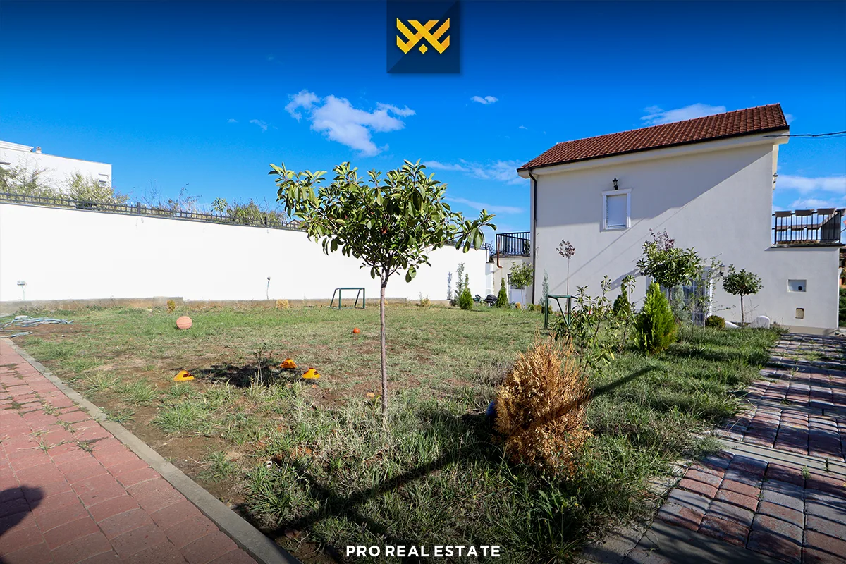 Shtëpi 260m² me #QIRA në Matiçan.