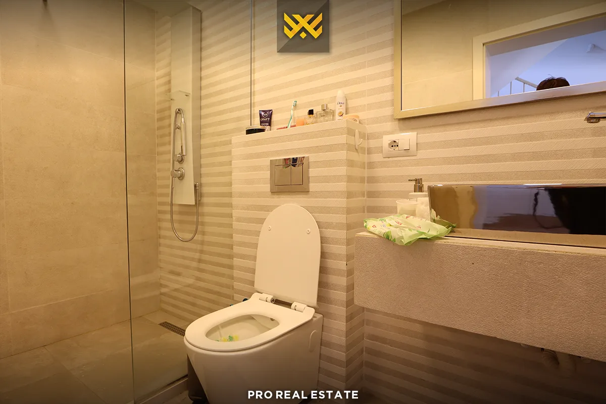 Shtëpi 260m² me #QIRA në Matiçan.