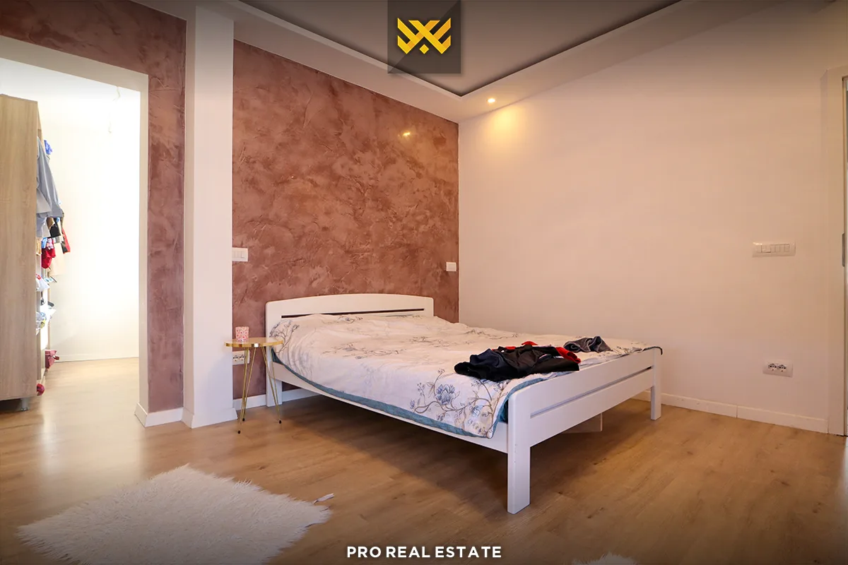 Shtëpi 260m² me #QIRA në Matiçan.