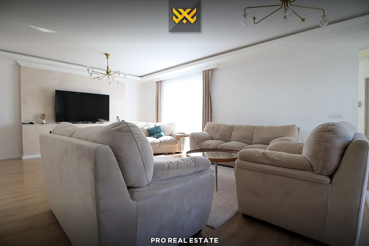 Shtëpi 260m² me #QIRA në Matiçan.