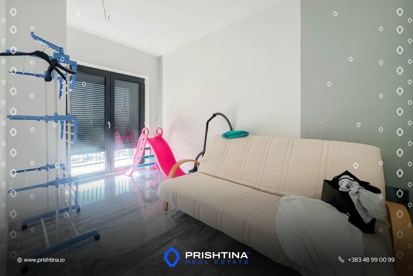 Banesë me qira 100m² në Lakrishtë