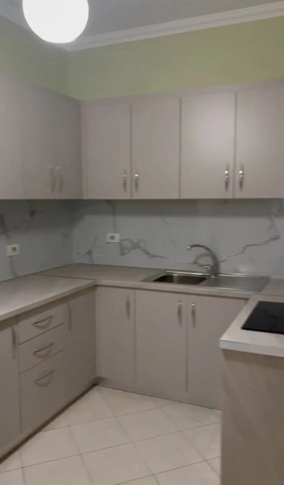 Apartament me Qera 1+1 Ne Vasil Shanto (ID B2101163) Tirane.