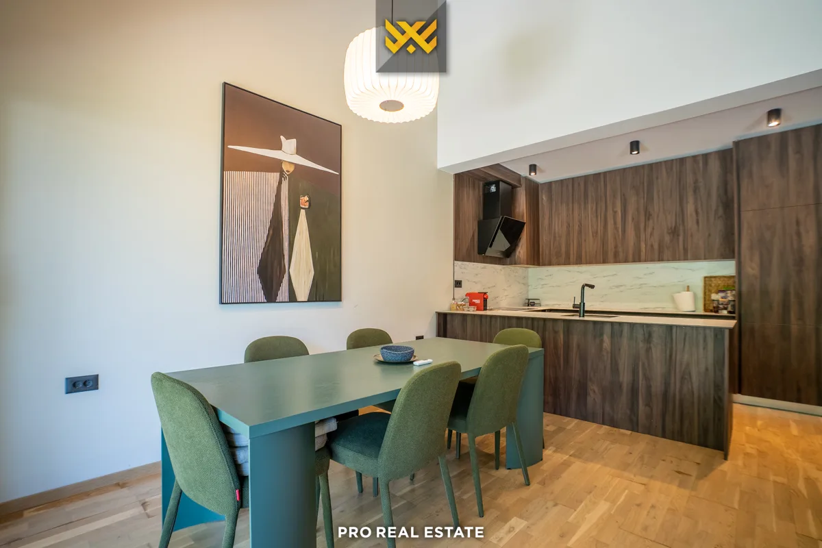 Villë 247m² për #SHITJE në Brezovicë