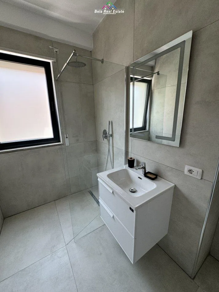 Apartament Me Qera 2+1+2 Tek Rruga e Durresit (ID B220986) Tirane