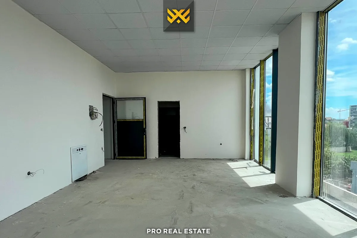 Lokal 50m² me #QIRA në Veternik