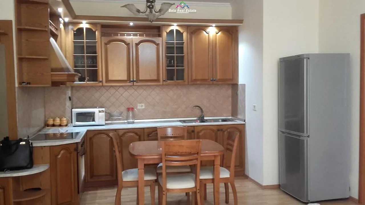 Apartament Me Qera 2+1+2 Tek Stacioni Trenit (ID B2201007) Tirane.
