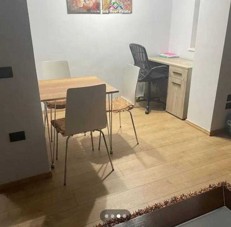 Apartament Me Qera 1+1 ne Myslym Shyri (ID B211126) Tirane