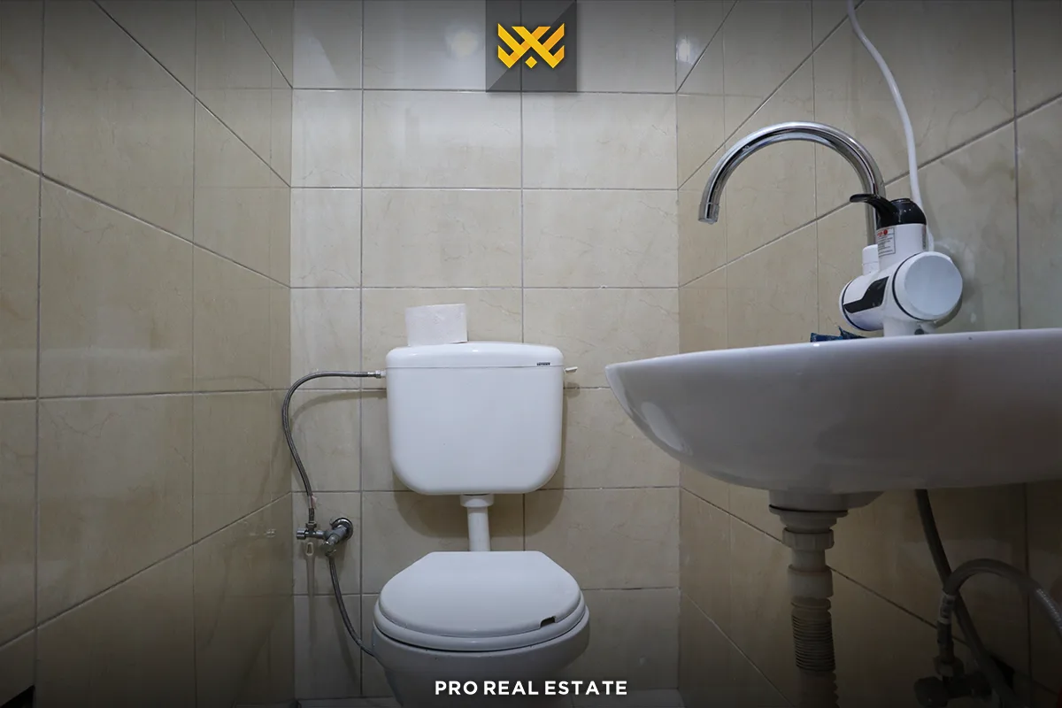 Lokal-Zyrë 51m² për #SHITJE në Fushë Kosovë.
