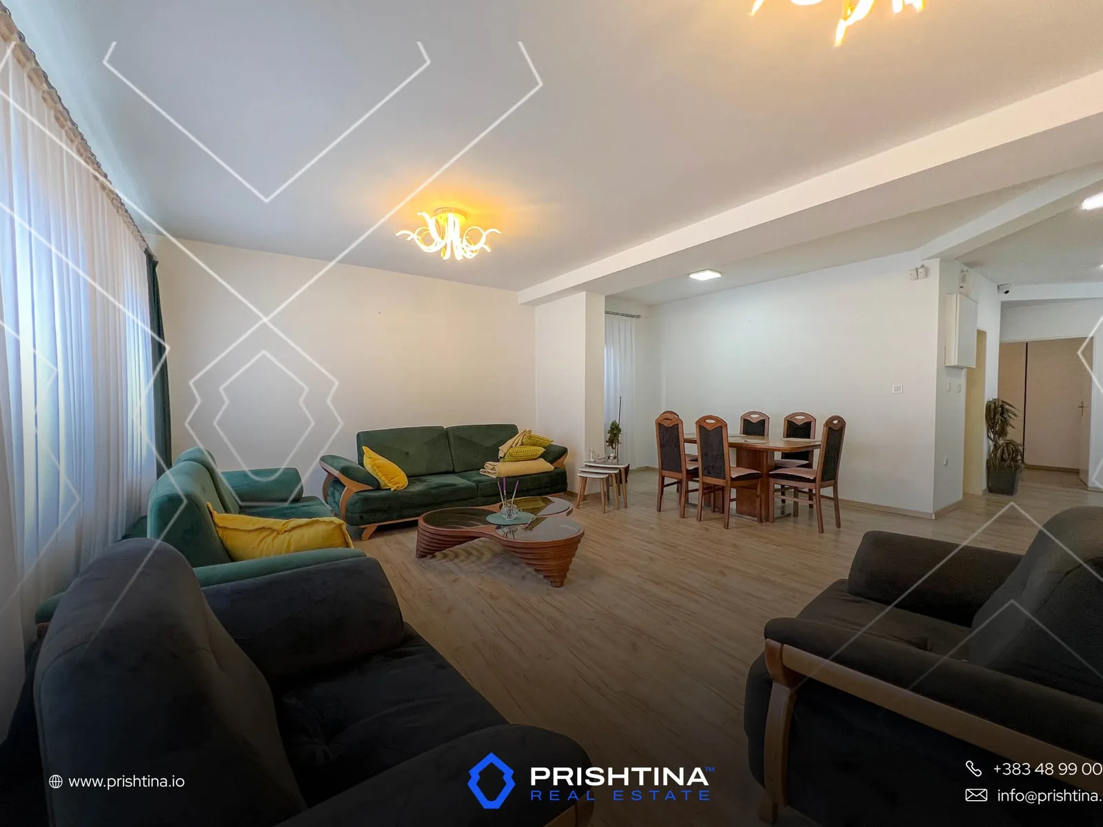 Shtëpi në shitje dhe me qira 400m² në Veternik