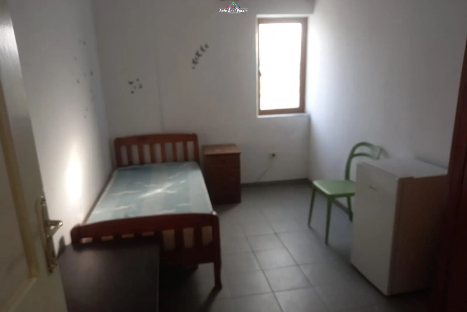 Kat Vile 3+1 Me Qera Tek Ish Tregu Elektrik (ID BV22330) Tirane