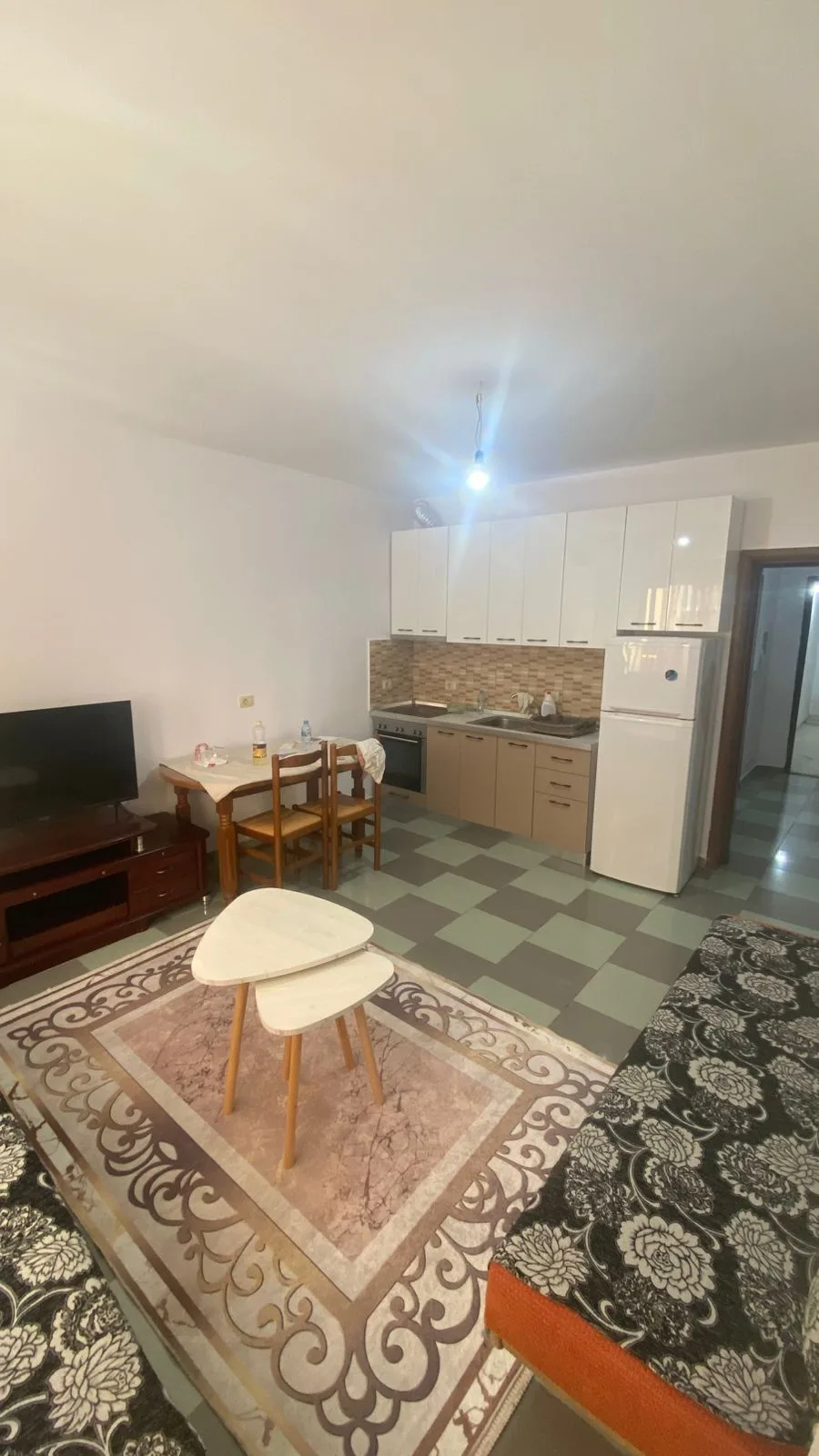 Apartament me Qera 1+1 tek Rruga e Elbasanit (ID B2101182) Tirane.