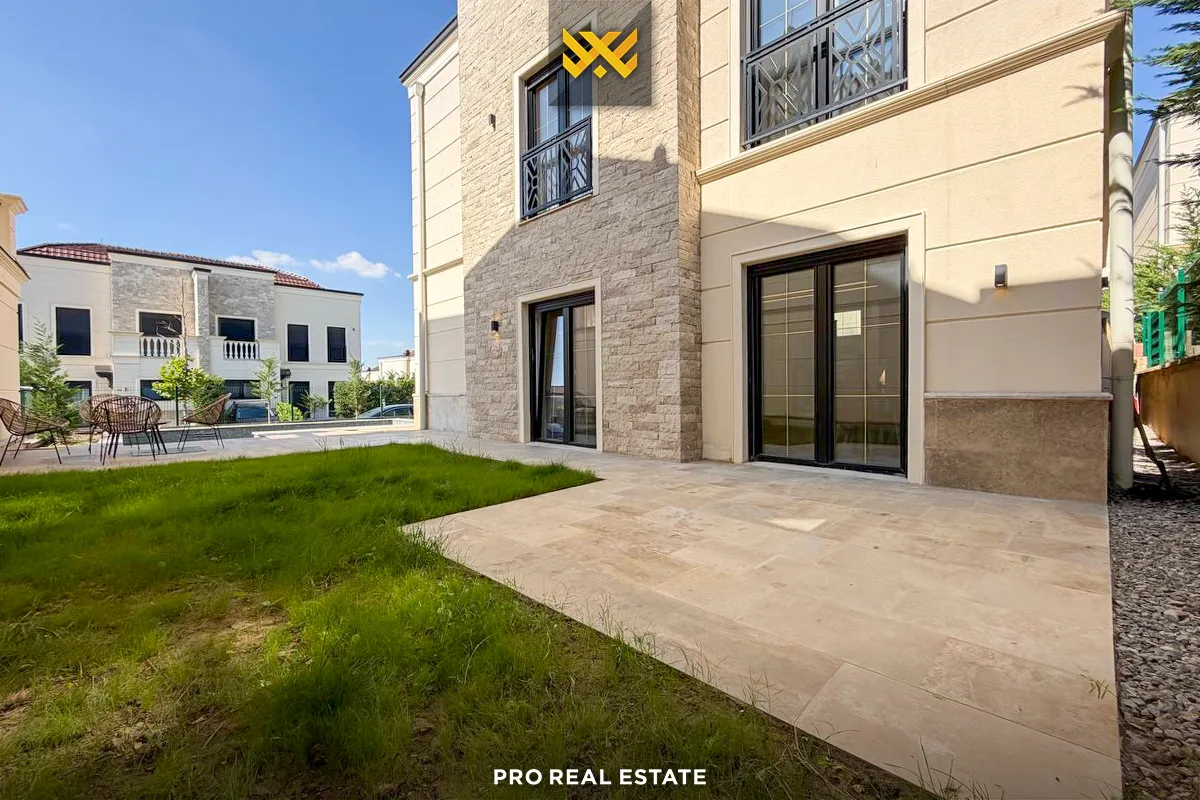 Shtëpi 300m² me #QIRA në Royal Green Residence